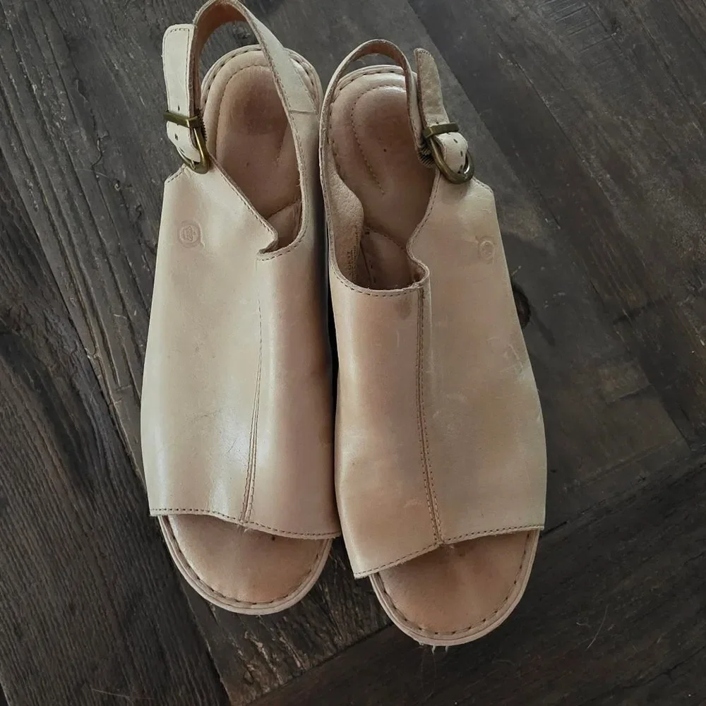 Born Orbit Tan Slingback Leather Platform Open Toe Shoes